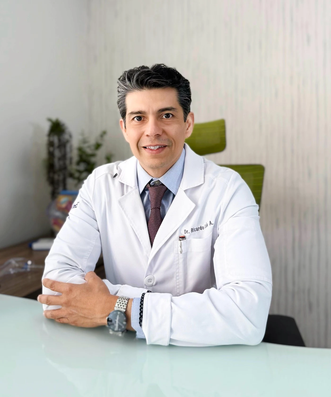Retrato actual del Dr. Ricardo Lúa Alvarado